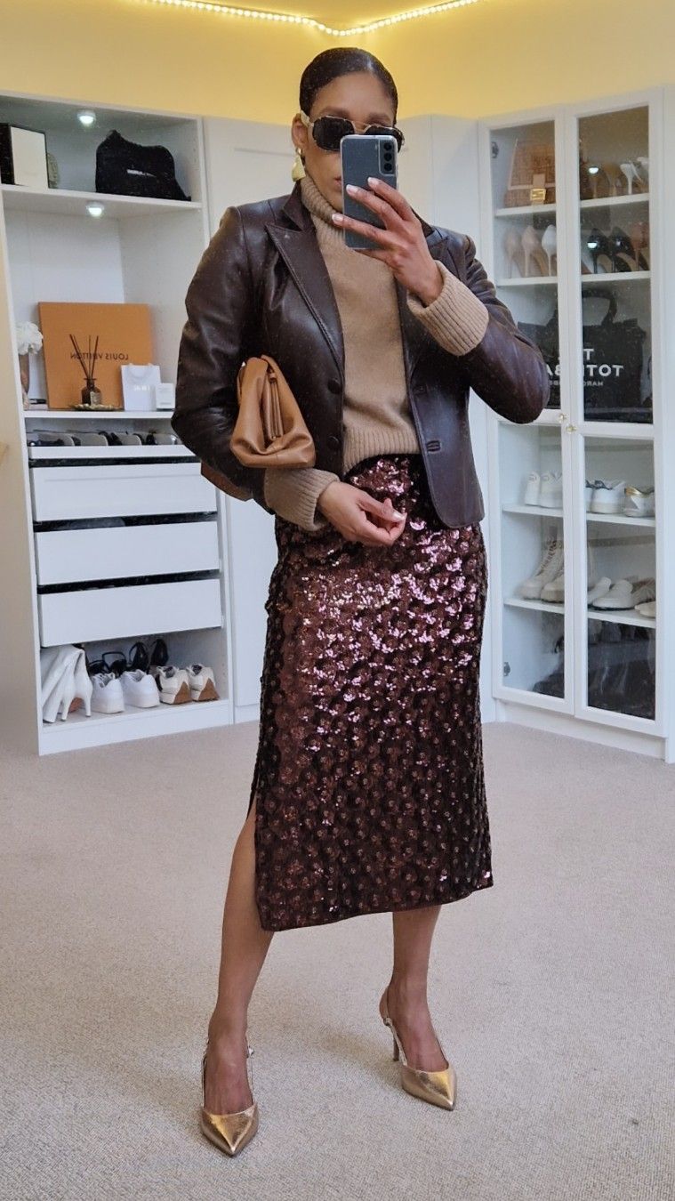 Spring summer fashion trends, squins skirt trend